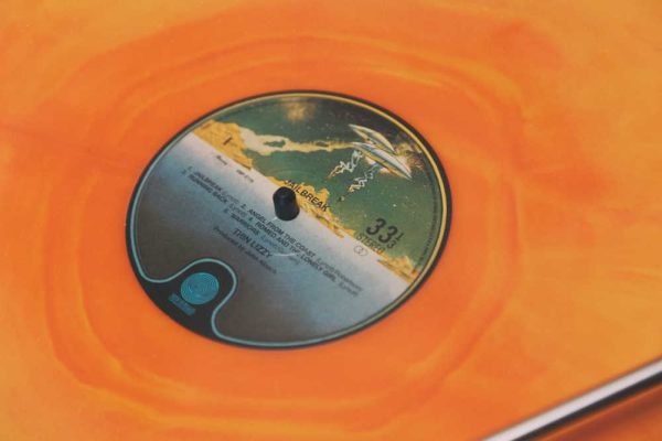 Thin Lizzy - <em>Jailbreak</em> [Stereo] (VMP Essentials Series Edition) - Image 10