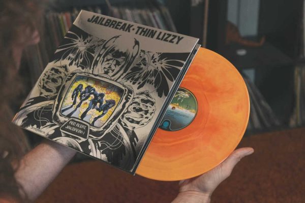 Thin Lizzy - <em>Jailbreak</em> [Stereo] (VMP Essentials Series Edition) - Image 8