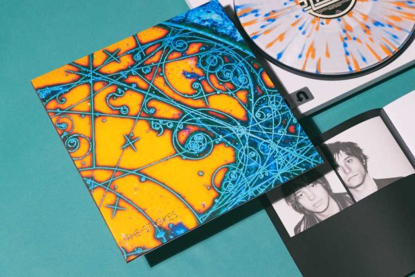The Strokes - <em>Is This It</em> [Stereo] (VMP Rock Series Edition) - Image 2